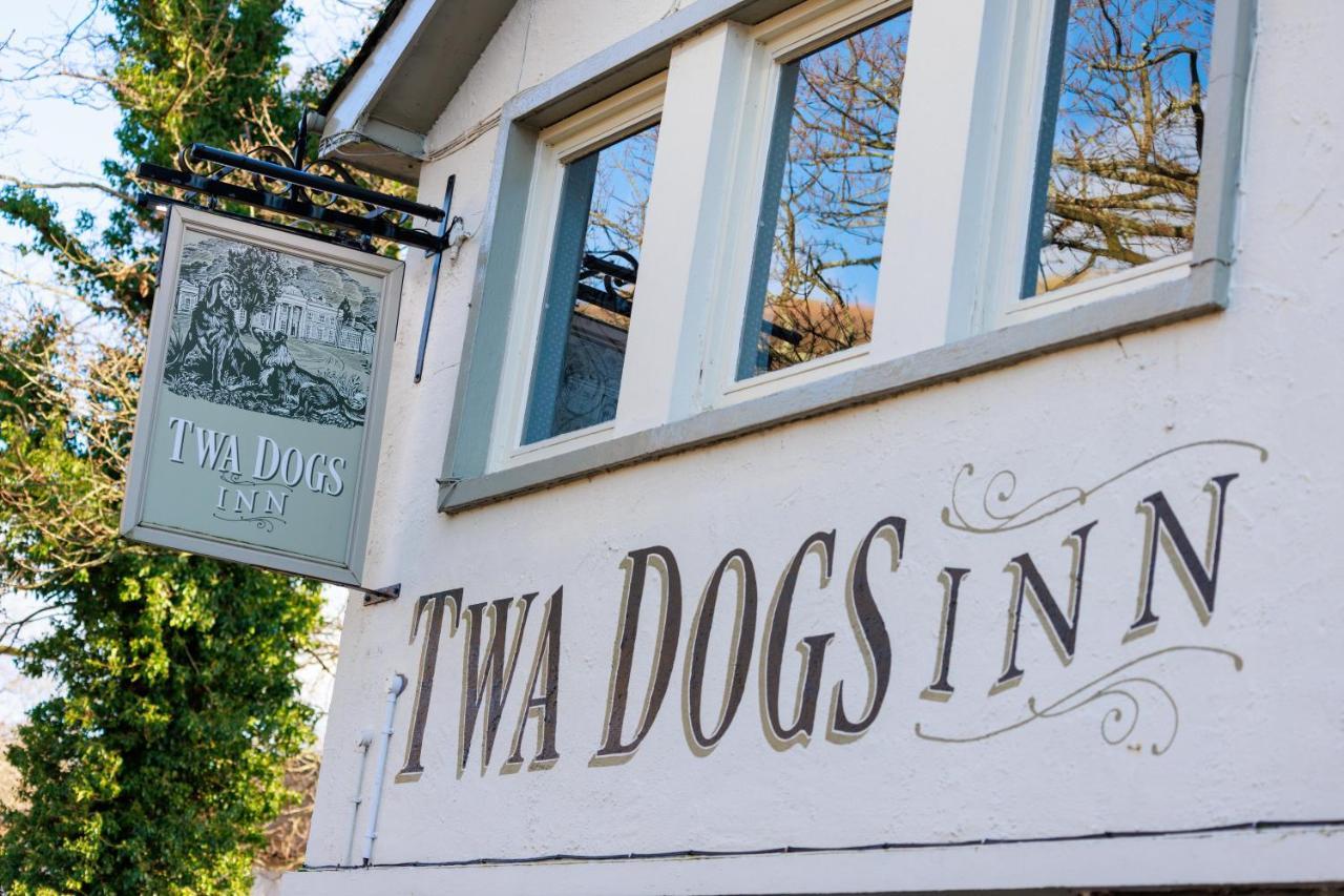 Twa Dogs Inn Кесвик Екстериор снимка